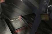 车子防火墙调整位置的正确方法是什么？