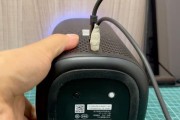 小爱音箱在卧室控制客厅的方法？