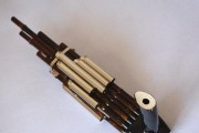 吹管子连接键盘的设备叫什么？它的作用是什么？