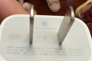充电器的电光圆孔如何打开？打开过程中可能会遇到哪些问题？