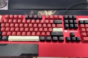 键盘上沾满图钉的键盘叫什么？有何特别之处？