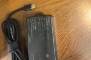 拯救者电脑电源的正确插入方法是什么？插错电源会有什么后果？