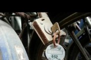 自行车手机夹拍照功能如何启用？使用时应注意什么？