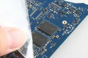 戴尔办公电脑内存频率调整方法是什么？如何优化性能？