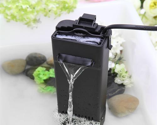 鱼缸净水器不工作了怎么办（解决鱼缸净水器故障的有效方法与技巧）
