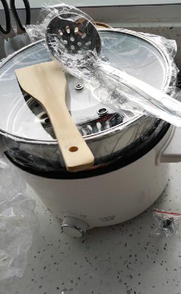 电饭煲煮面条不糊锅的技巧（掌握这些小窍门）