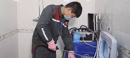 如何清洗油烟机排风管（打开排风管清洗是关键）