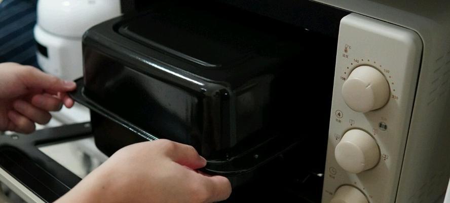 电烤箱插上跳闸的原因及解决方法（维修电烤箱）