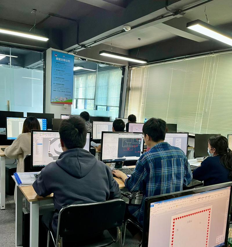 电脑办公必备软件有哪些？如何选择合适的办公软件？