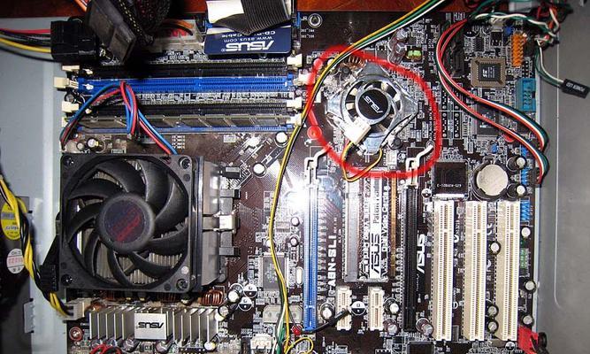 新电脑主机声音大是什么原因？如何降低噪音？