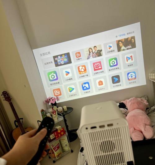 投影仪投影歪了怎么调？如何校正画面？