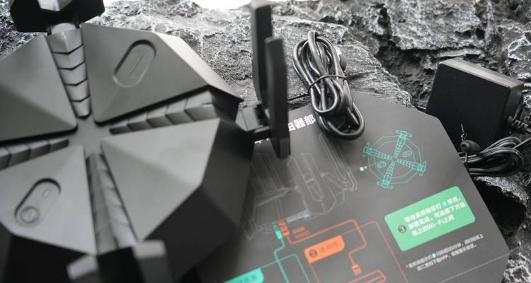 路由器天线连接机箱接口的正确方法是什么？
