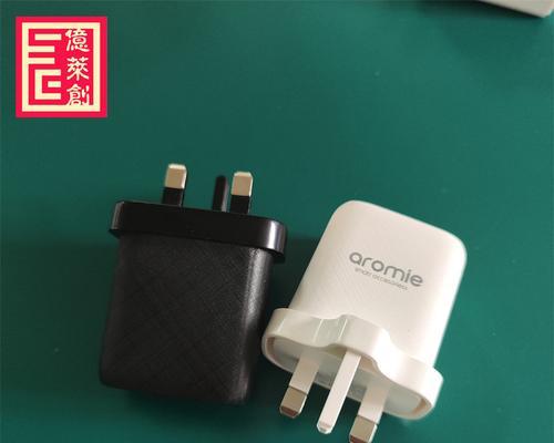 充电器显示3A时电压是多少？是否属于正常范围？