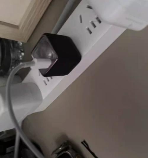 竖插头充电器头拆开的正确方法是什么？