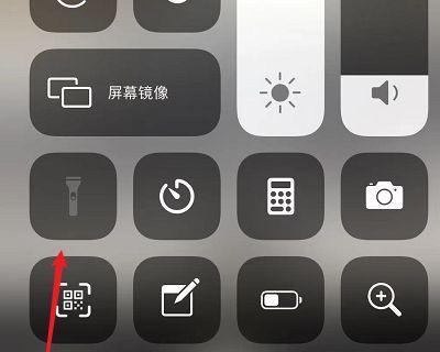 充电器手电关闭的方法是什么？是否容易操作？