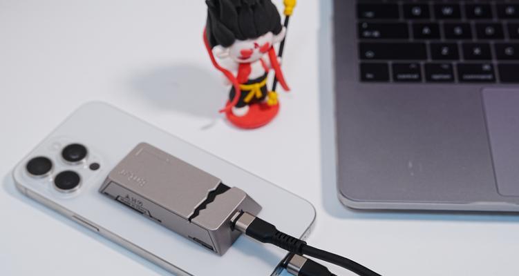 小硬盘移动硬盘盒使用不便？如何正确使用？