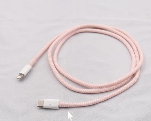 充电器线外皮的作用是什么？