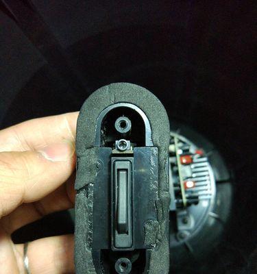 怎么换低音炮接口视频？更换过程中有哪些注意事项？