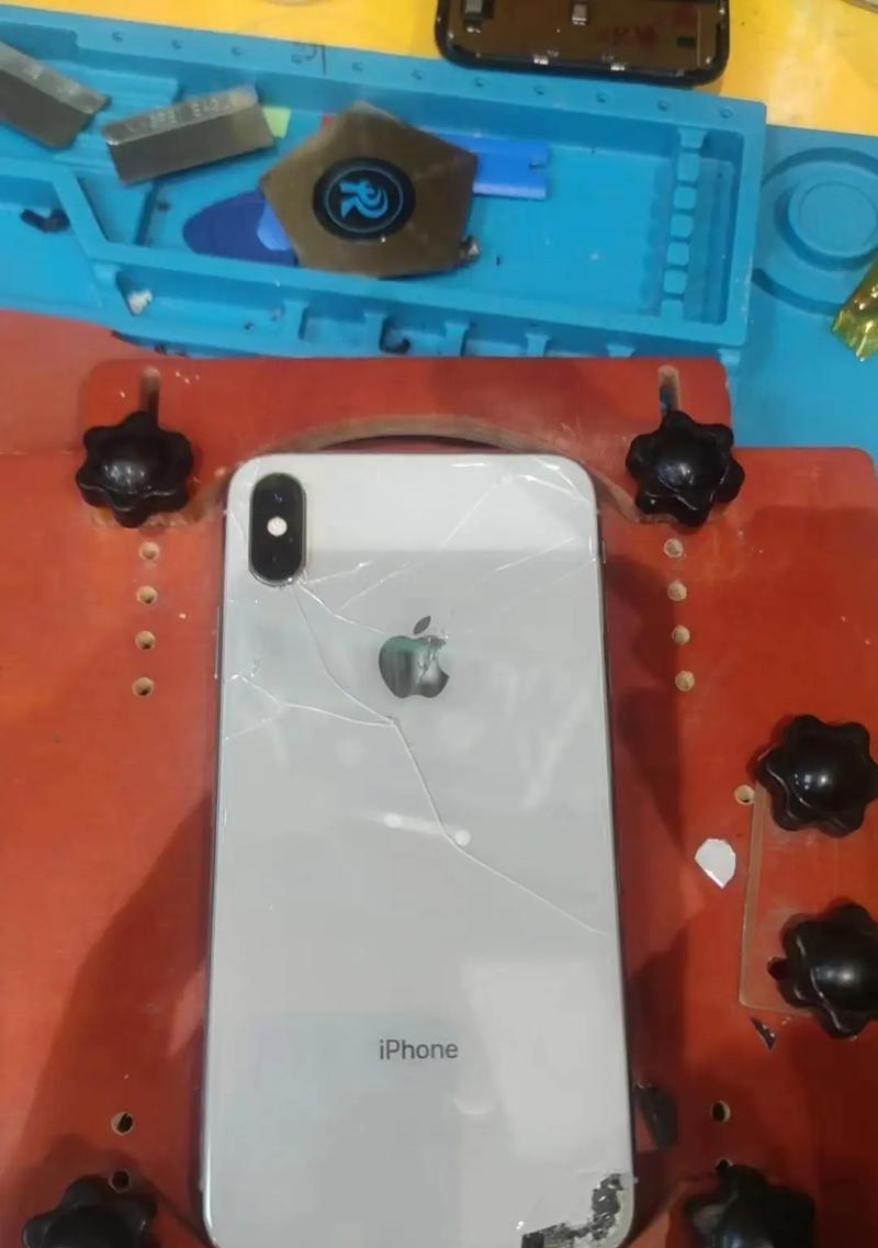 苹果手机后盖拆卸方法是什么？