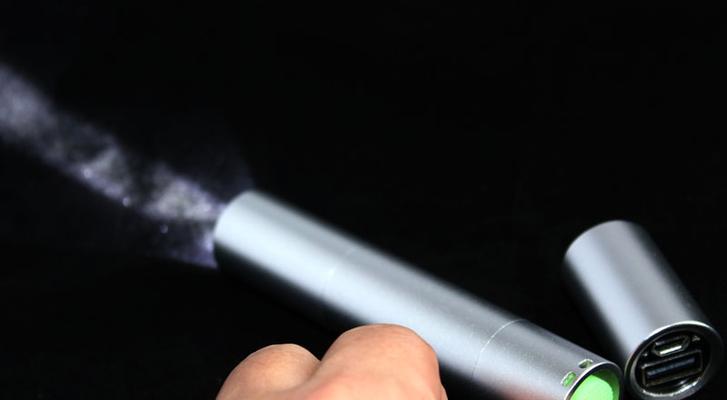 华光移动电源的性能表现如何？