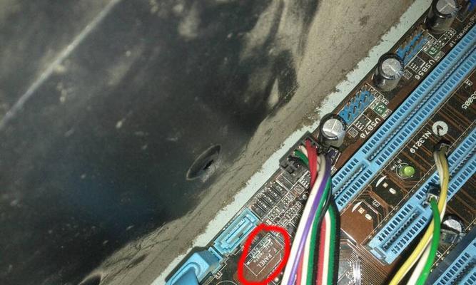 电源线无法插入电脑的解决方法？