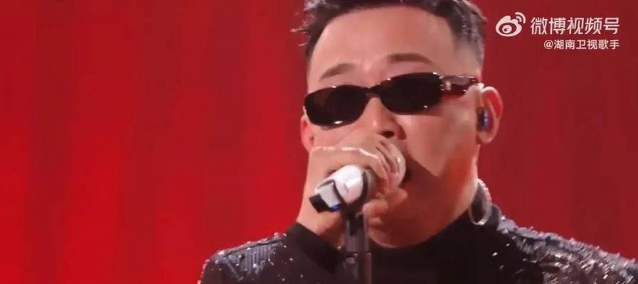 歌厅低音炮歌手的代表人物有哪些？他们的音乐风格是什么？