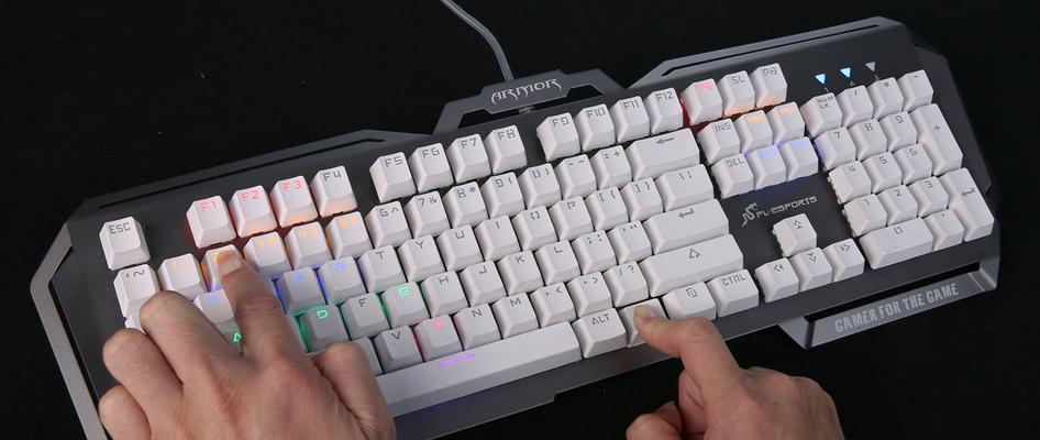 机械键盘如何调节灯光效果？操作步骤是什么？