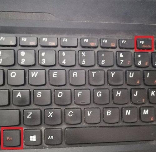 按哪个键可以让键盘灯亮起？键盘灯亮的按键是什么？