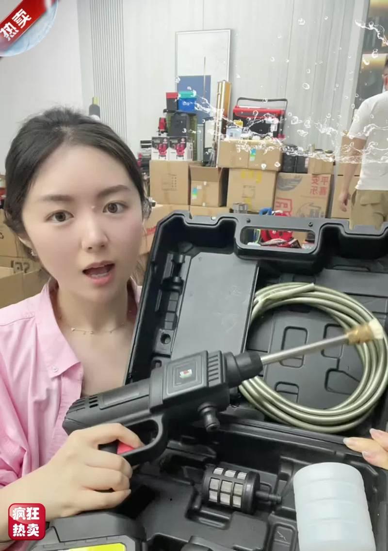 怎么用水枪洗电瓶车？清洗过程中需要注意什么？