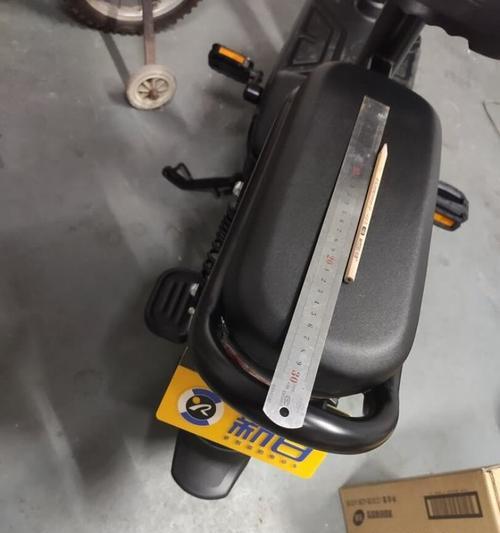 顺丰电瓶车壳怎么打开？需要使用工具吗？