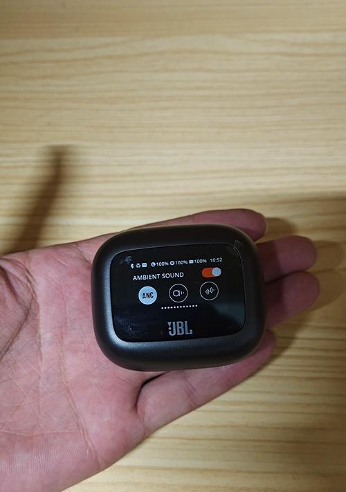 蓝牙耳机触屏式开启方法是什么？