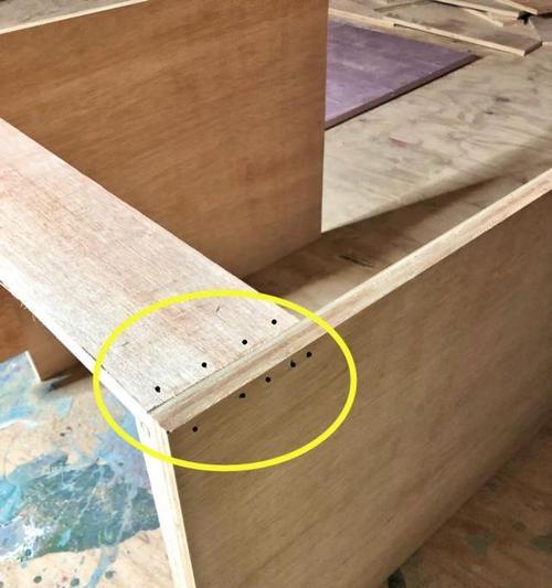 电脑桌升降置物架拆卸步骤是什么？拆卸过程中应注意什么？