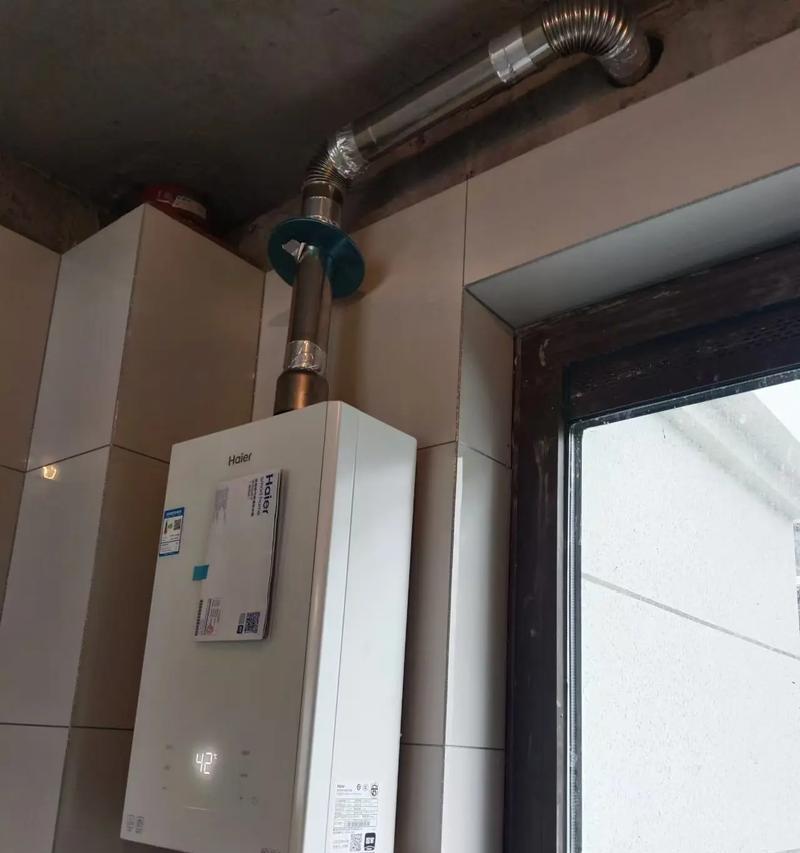 装修顺序之吊顶与热水器，哪个应该先安装（从实用性、安全性和美观性来看）