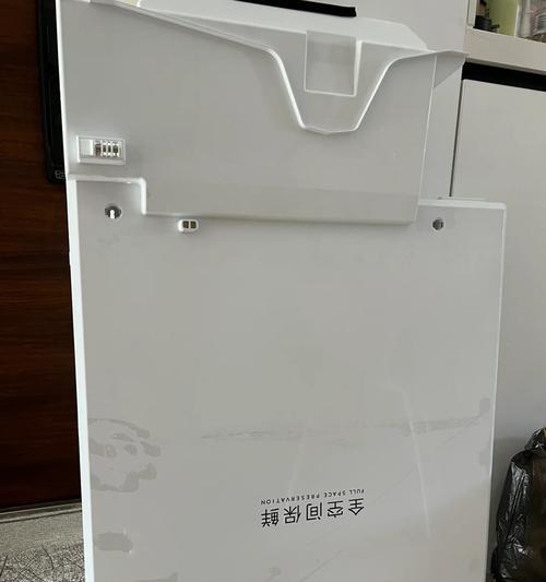 海尔冰箱冷冻室E0故障维修方法（解决冷冻室E0故障的简易步骤及注意事项）