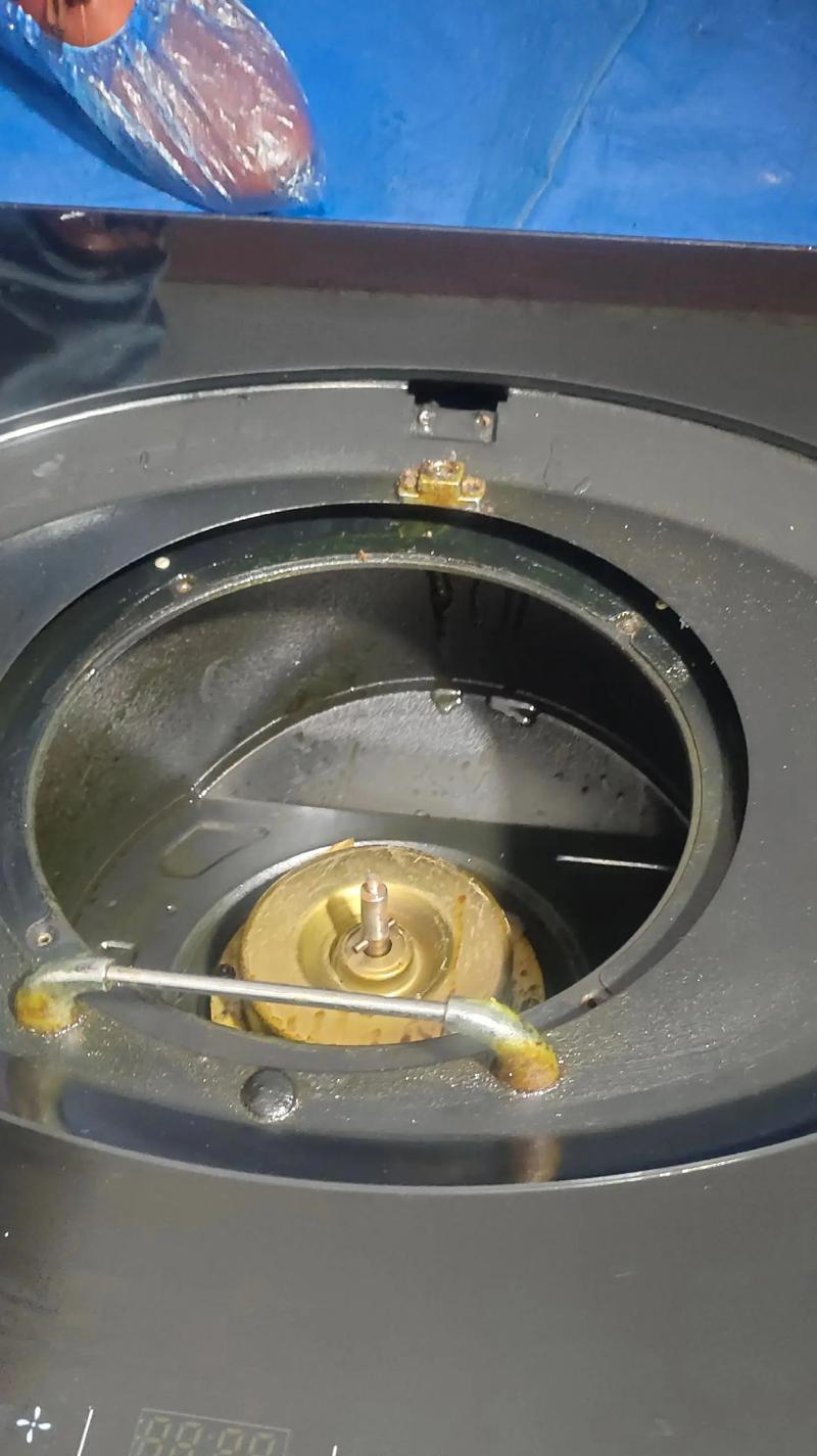 青浦区面馆油烟机清洗方法（一步步教你打造清洁无油烟的面馆环境）