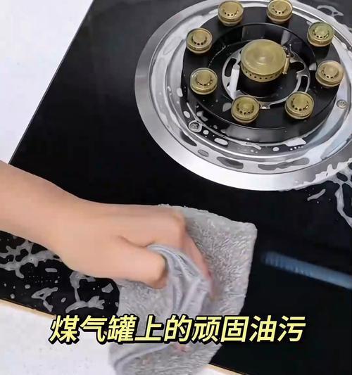 华帝抽油烟机手动清洗方法（让您的厨房重新恢复清新的味道）